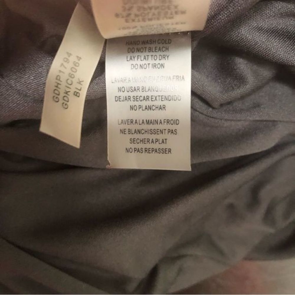 Guess black ribbed cutout‎ shift dress woman’s size 0 - Picture 5 of 7